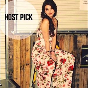 NWT Pretty Jumpsuit Floral Halter Jumper Playsuit